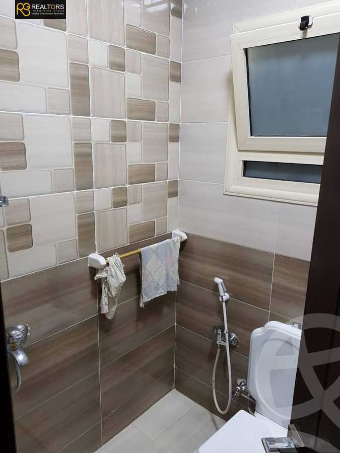 https://aqarmap.com.eg/en/listing/6277505-for-sale-cairo-6th-of-october-el-ahyaa-neighborhood-4th-school-st