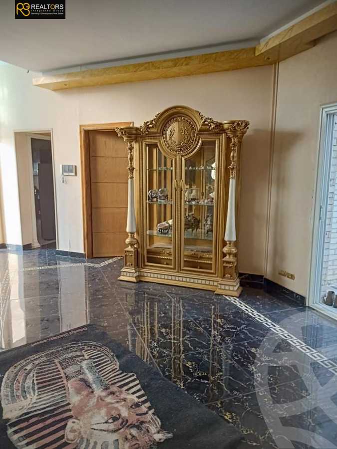 https://aqarmap.com.eg/en/listing/6303815-for-sale-cairo-el-sheikh-zayed-city-compounds-el-rabwa