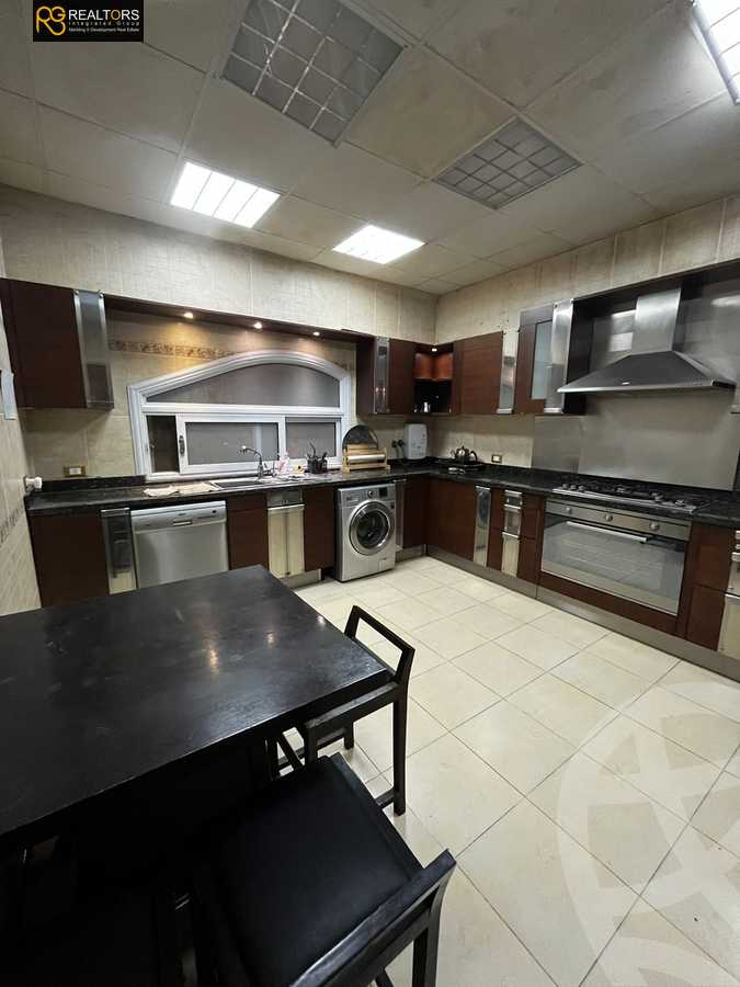 https://aqarmap.com.eg/en/listing/6303815-for-sale-cairo-el-sheikh-zayed-city-compounds-el-rabwa