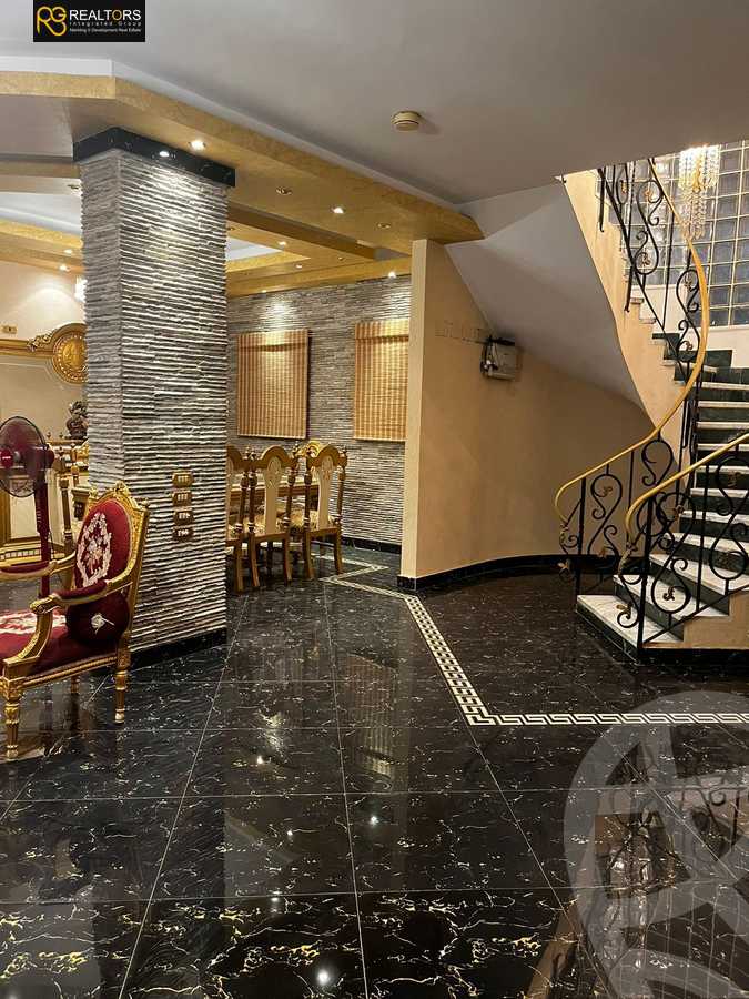 https://aqarmap.com.eg/en/listing/6303815-for-sale-cairo-el-sheikh-zayed-city-compounds-el-rabwa