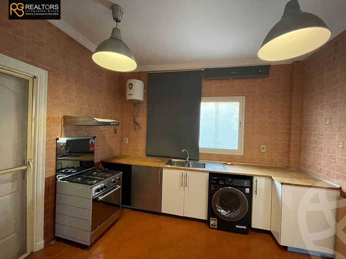 https://aqarmap.com.eg/en/listing/6303850-for-sale-cairo-el-sheikh-zayed-city-compounds-zayed-2000