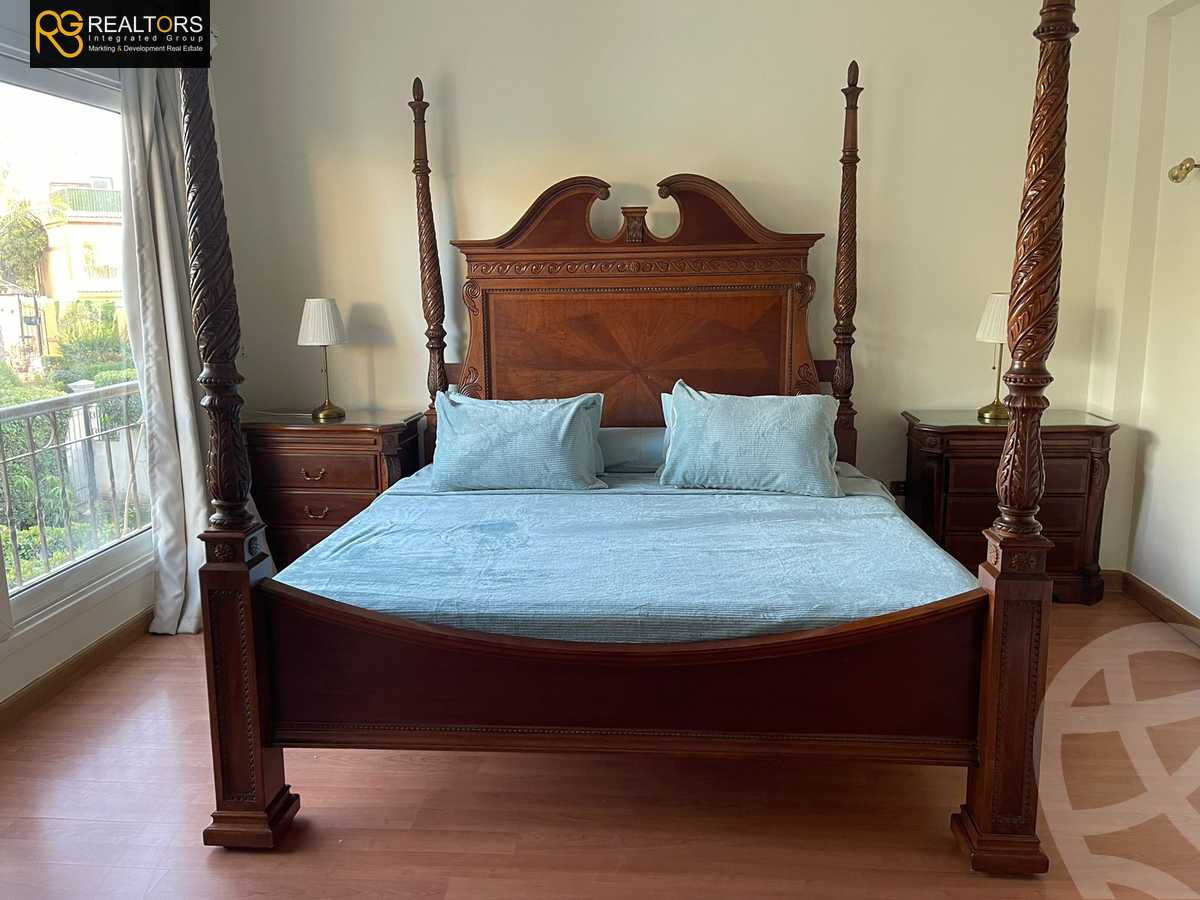 https://aqarmap.com.eg/en/listing/6303850-for-sale-cairo-el-sheikh-zayed-city-compounds-zayed-2000