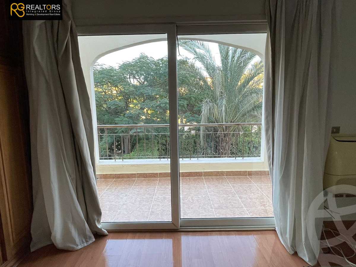 https://aqarmap.com.eg/en/listing/6303850-for-sale-cairo-el-sheikh-zayed-city-compounds-zayed-2000