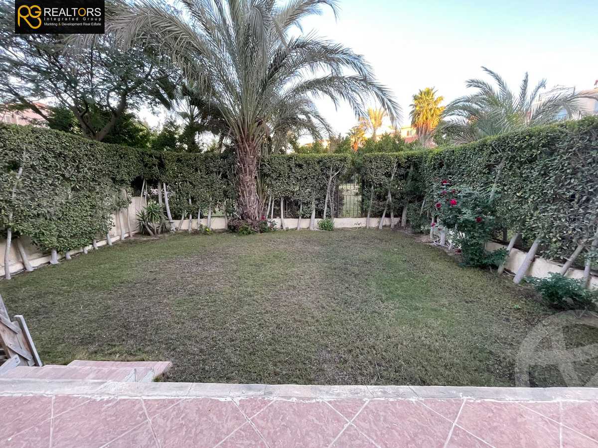 https://aqarmap.com.eg/en/listing/6303850-for-sale-cairo-el-sheikh-zayed-city-compounds-zayed-2000