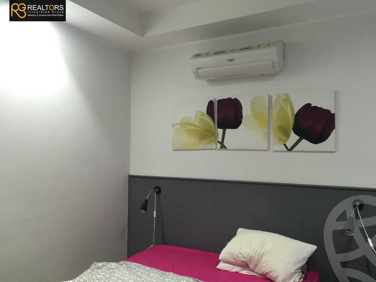 https://aqarmap.com.eg/en/listing/6304156-for-sale-cairo-el-sheikh-zayed-city-compounds-meadows-park