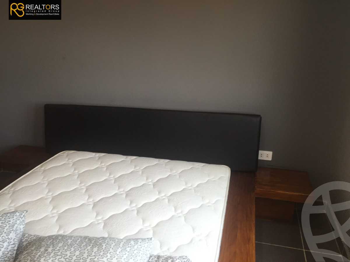 https://aqarmap.com.eg/en/listing/6304156-for-sale-cairo-el-sheikh-zayed-city-compounds-meadows-park