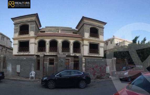 https://aqarmap.com.eg/en/listing/6304224-for-sale-cairo-el-sheikh-zayed-city-compounds-zayed-2000