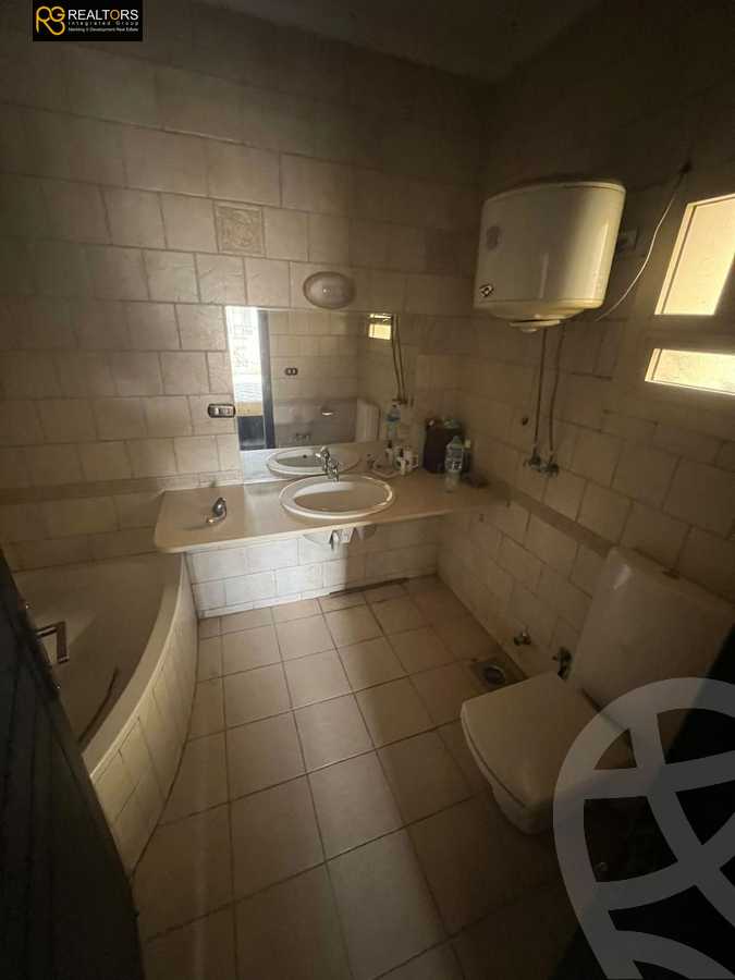 https://aqarmap.com.eg/en/listing/6316155-for-sale-cairo-6th-of-october-hadaeq-october-kmbwnd-fy-hdyq-ktwbr-hay-el-ashgar
