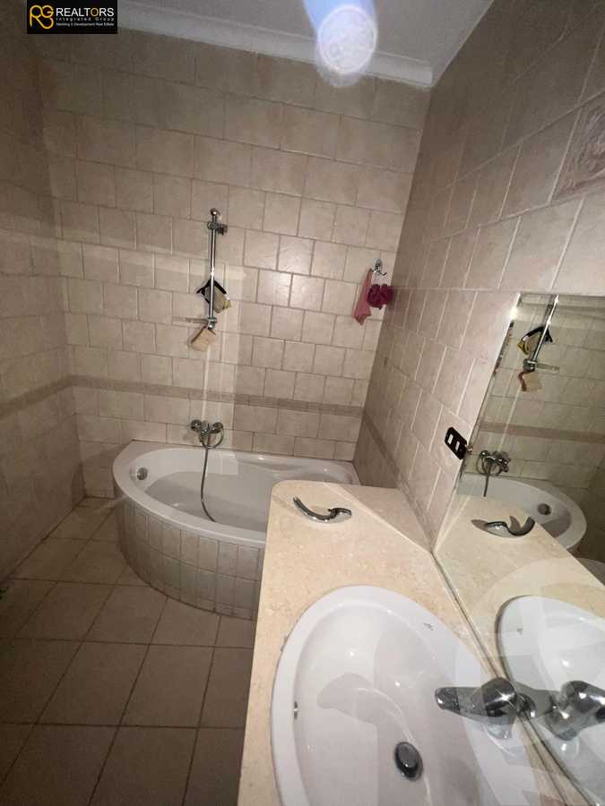 https://aqarmap.com.eg/en/listing/6316155-for-sale-cairo-6th-of-october-hadaeq-october-kmbwnd-fy-hdyq-ktwbr-hay-el-ashgar