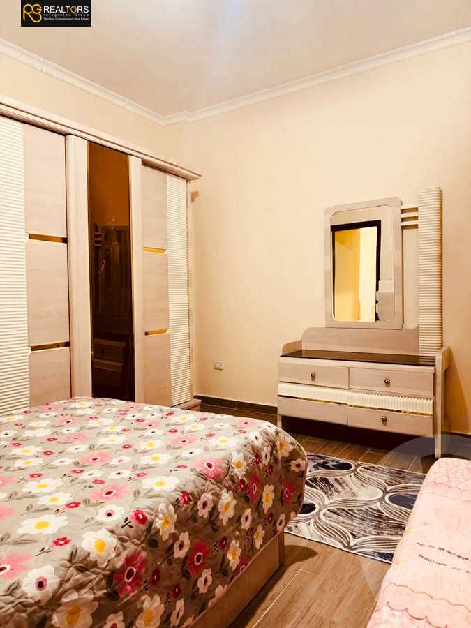 https://aqarmap.com.eg/en/listing/6316206-for-rent-cairo-el-sheikh-zayed-city-compounds-el-khamayel