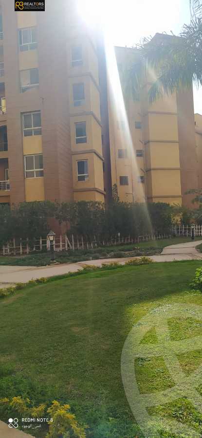 https://aqarmap.com.eg/ar/listing/6334261-for-sale-cairo-6th-of-october-hadaeq-october-kmbwnd-fy-hdyq-ktwbr-degla-gardens