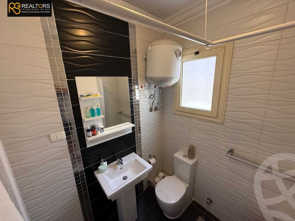 https://aqarmap.com.eg/ar/listing/6339229-for-sale-cairo-new-cairo-ganob-el-akadamiya-south-academy-g-sedki-suliman-st