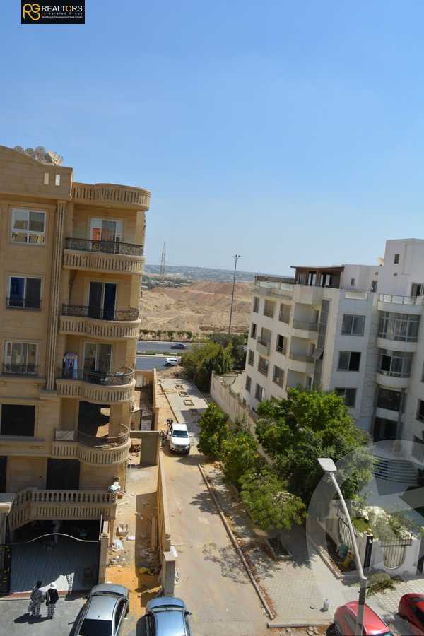 https://aqarmap.com.eg/ar/listing/6352887-for-sale-cairo-6th-of-october-el-hay-el-motamyz-fourth-touristic-village-mahmoud-sami-el-baroudi-st