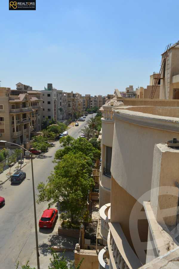 https://aqarmap.com.eg/ar/listing/6352887-for-sale-cairo-6th-of-october-el-hay-el-motamyz-fourth-touristic-village-mahmoud-sami-el-baroudi-st