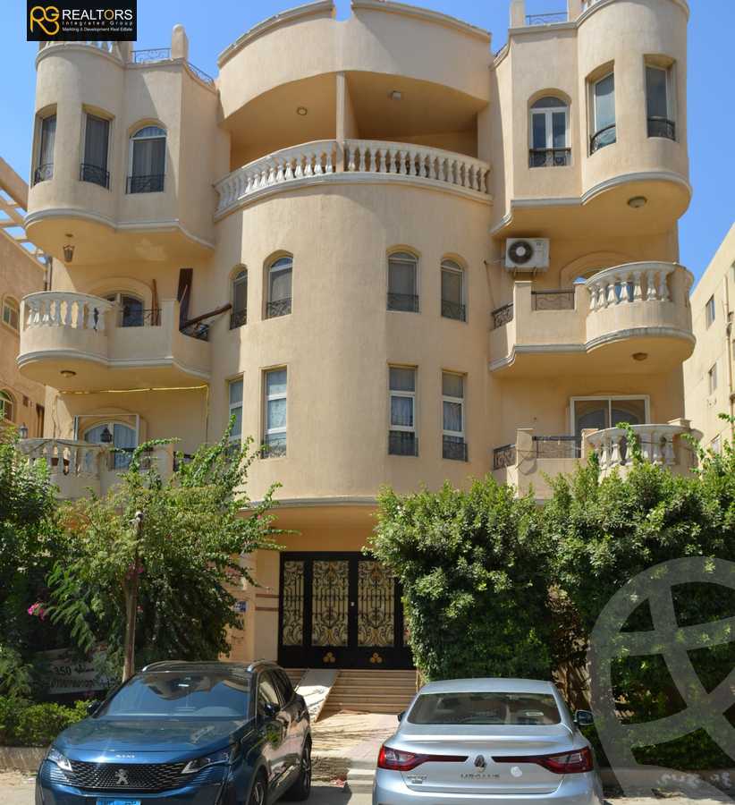 https://aqarmap.com.eg/ar/listing/6352887-for-sale-cairo-6th-of-october-el-hay-el-motamyz-fourth-touristic-village-mahmoud-sami-el-baroudi-st