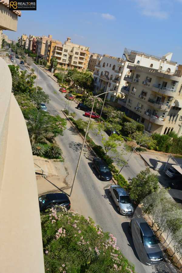 https://aqarmap.com.eg/ar/listing/6352893-for-sale-cairo-6th-of-october-el-hay-el-motamyz-fourth-touristic-village-amin-el-refae-st