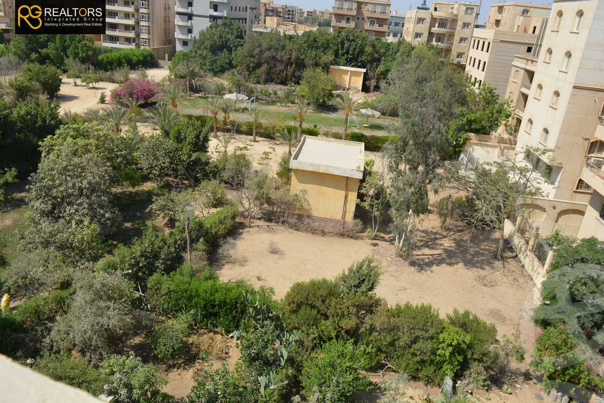 https://aqarmap.com.eg/ar/listing/6352893-for-sale-cairo-6th-of-october-el-hay-el-motamyz-fourth-touristic-village-amin-el-refae-st