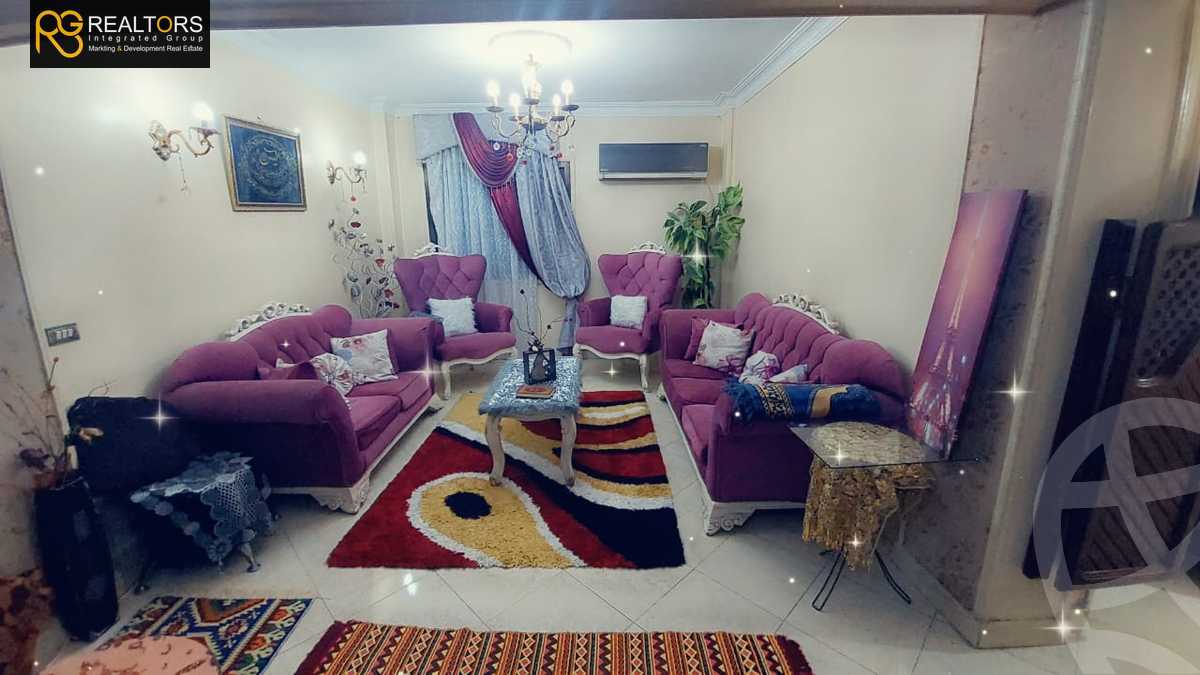https://aqarmap.com.eg/ar/listing/6385652-for-sale-cairo-6th-of-october-el-ahyaa-neighborhood-3rd-al-hay-al-thalith-st