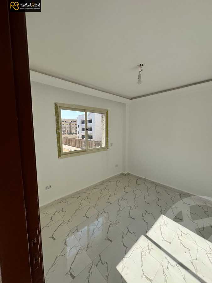 https://aqarmap.com.eg/ar/listing/6387640-for-sale-cairo-6th-of-october-hadaeq-october-kmbwnd-fy-hdyq-ktwbr-djlh-blmz-m-mr-lmrshdy