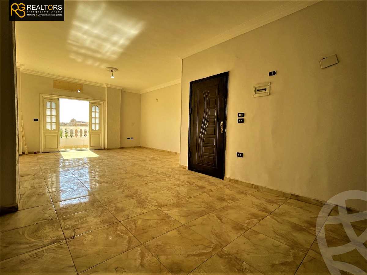 https://aqarmap.com.eg/ar/listing/6461960-for-sale-cairo-el-sheikh-zayed-city-el-hay-el-hady-ashaer-area-4-el-marwa-st