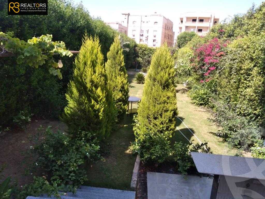 https://aqarmap.com.eg/en/listing/6529926-for-sale-cairo-6th-of-october-el-hay-el-motamyz-fourth-touristic-village-mahmoud-sami-el-baroudi-st