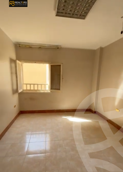 https://aqarmap.com.eg/ar/listing/6530549-for-sale-cairo-6th-of-october-el-ahyaa-neighborhood-3rd-street-30