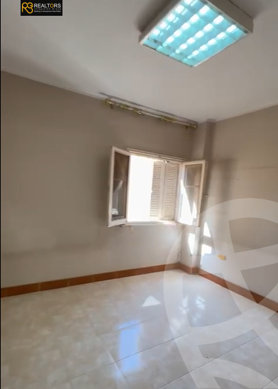 https://aqarmap.com.eg/ar/listing/6530549-for-sale-cairo-6th-of-october-el-ahyaa-neighborhood-3rd-street-30