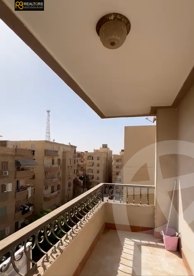 https://aqarmap.com.eg/ar/listing/6530549-for-sale-cairo-6th-of-october-el-ahyaa-neighborhood-3rd-street-30