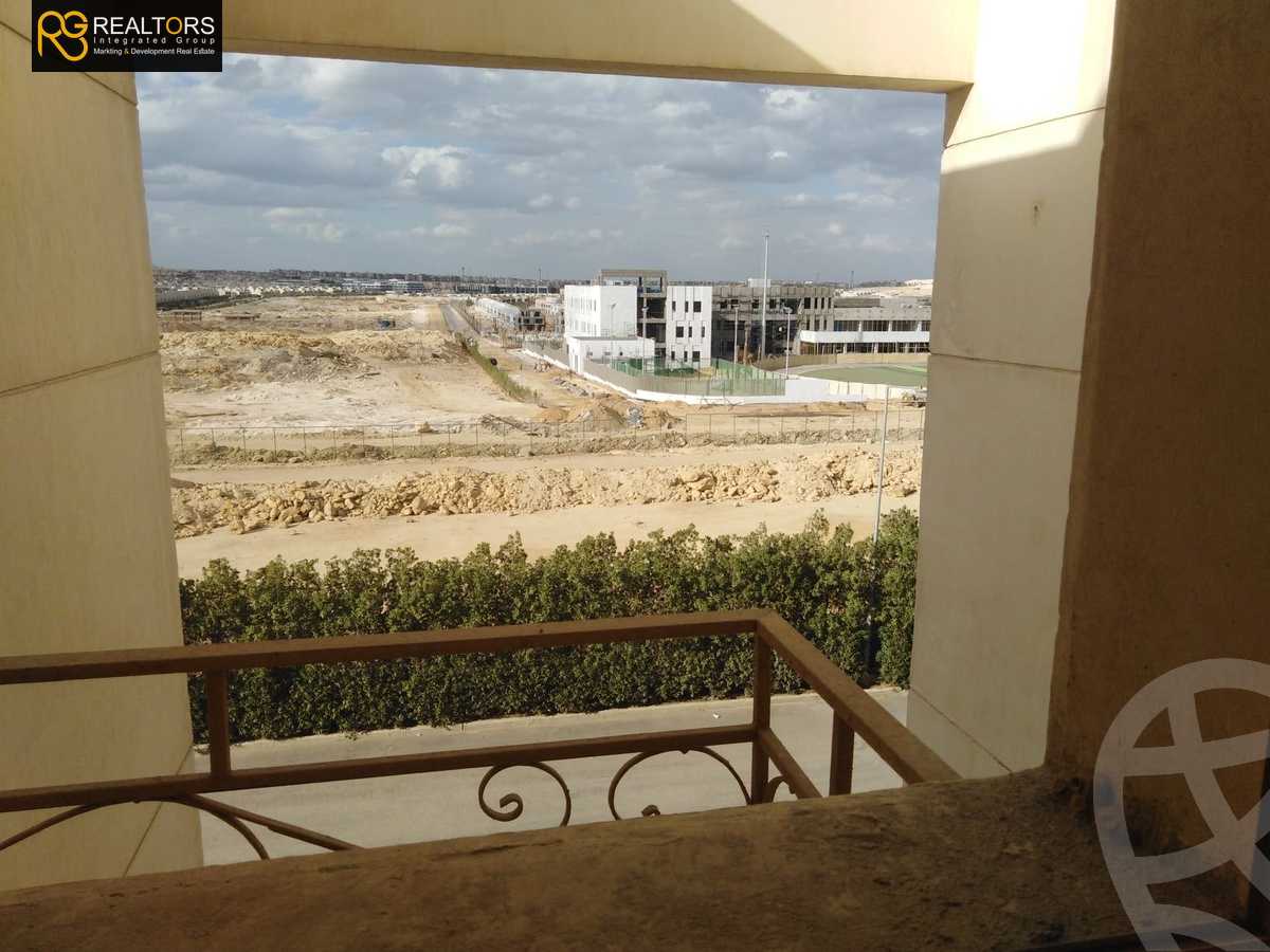 https://aqarmap.com.eg/ar/listing/6533113-for-sale-cairo-6th-of-october-compounds-dream-land-flower-resort