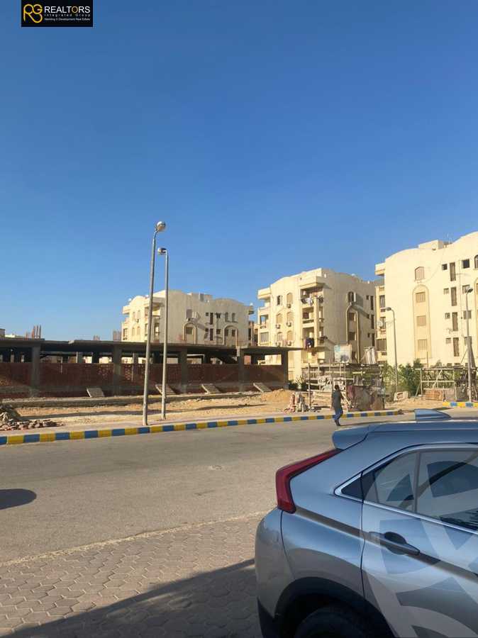 https://aqarmap.com.eg/ar/listing/6533318-for-sale-cairo-6th-of-october-compounds-el-maamoura-compound