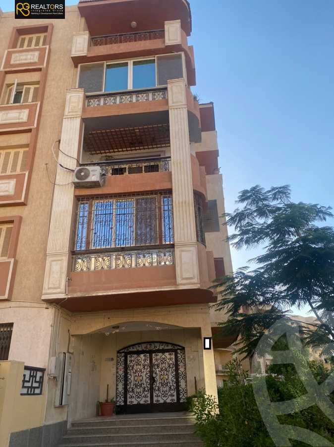 https://aqarmap.com.eg/ar/listing/6533318-for-sale-cairo-6th-of-october-compounds-el-maamoura-compound