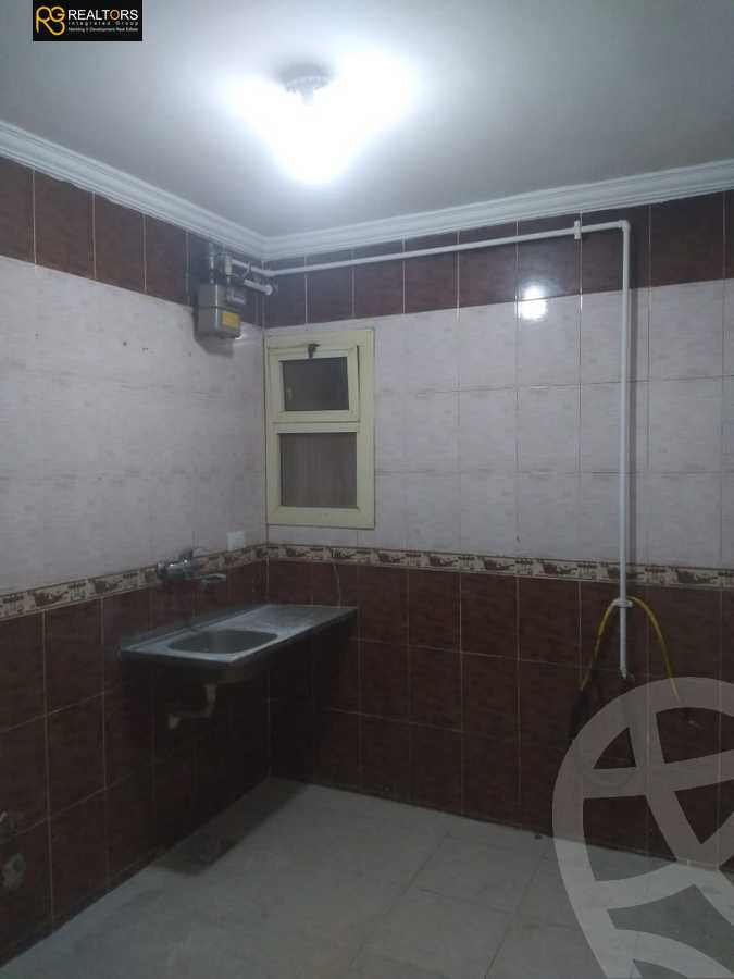 https://aqarmap.com.eg/ar/listing/6534833-for-sale-cairo-6th-of-october-el-ahyaa-neighborhood-4th-neighborhood-5