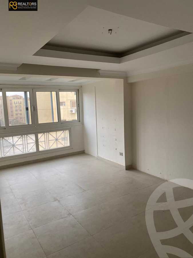 https://aqarmap.com.eg/en/listing/6534862-for-sale-cairo-badr-city-hai-el-ashgar-featured-neighborhood-bait-el-watan