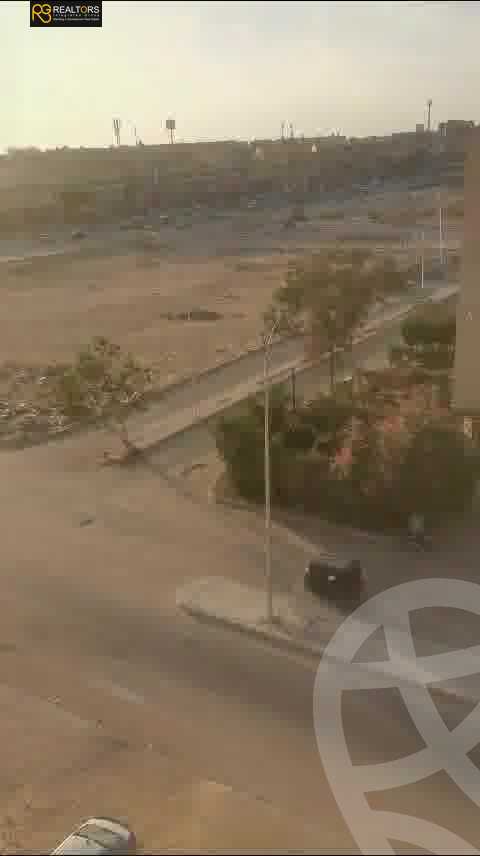 https://aqarmap.com.eg/ar/listing/6534911-for-sale-cairo-6th-of-october-el-ahyaa-neighborhood-5th-street-2