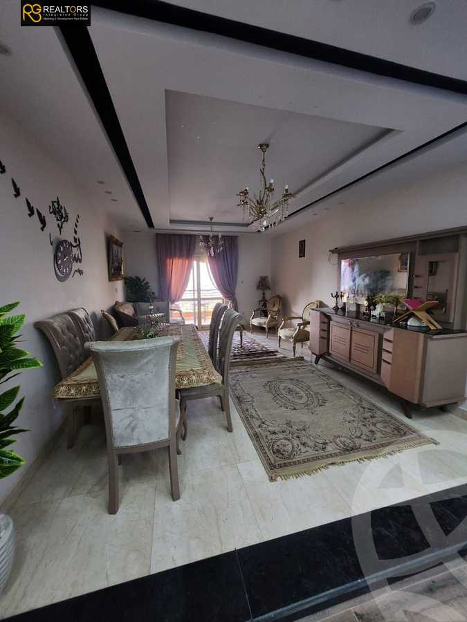 https://aqarmap.com.eg/ar/listing/6537773-for-sale-cairo-el-sheikh-zayed-city-compounds-el-khamayel