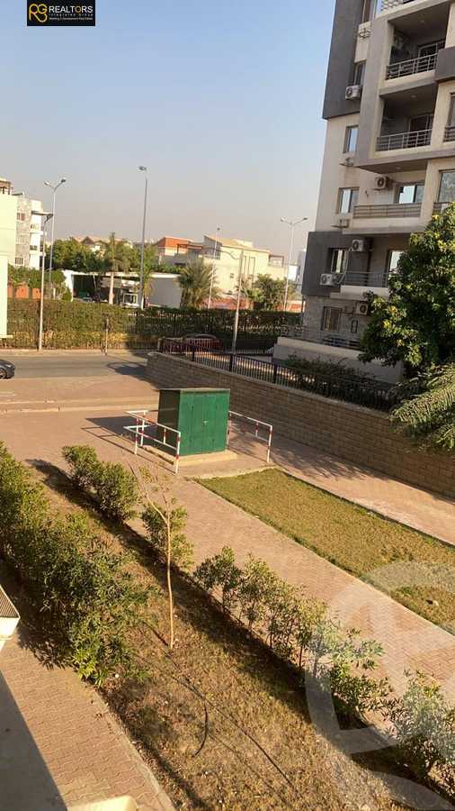 https://aqarmap.com.eg/en/listing/6537789-for-sale-cairo-el-sheikh-zayed-city-compounds-jn-zyd