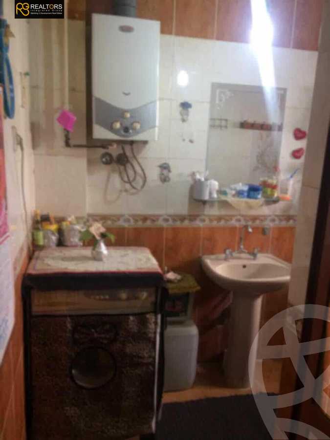 https://aqarmap.com.eg/en/listing/6537915-for-sale-cairo-el-sheikh-zayed-city-el-hay-el-hady-ashaer-area-4-street-42