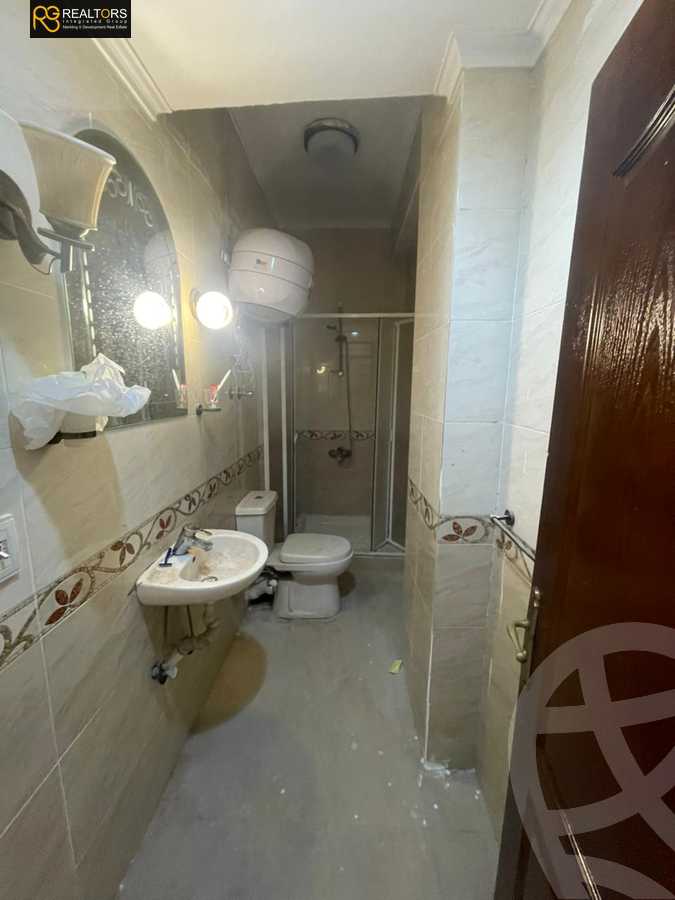 https://aqarmap.com.eg/en/listing/6538120-for-sale-cairo-el-sheikh-zayed-city-el-hay-elthamen-area-3