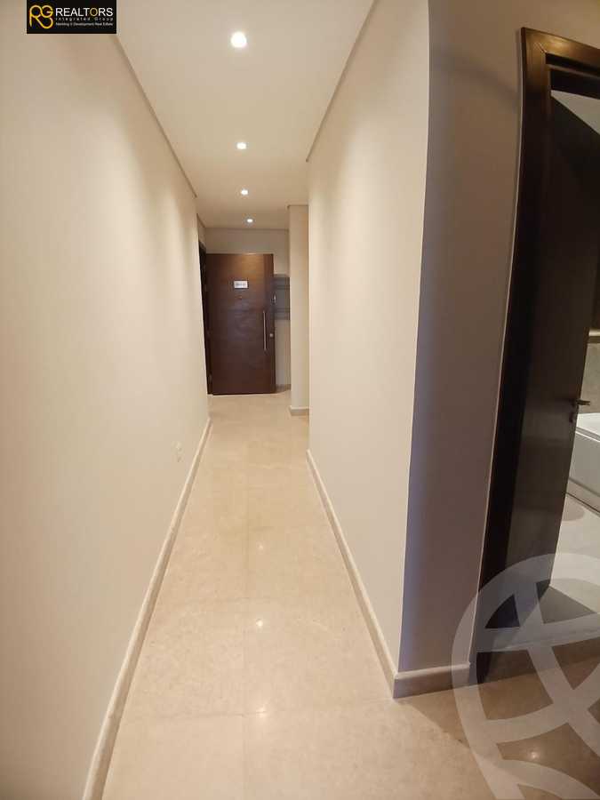 https://aqarmap.com.eg/en/listing/6538395-for-sale-cairo-el-sheikh-zayed-city-compounds-zyd-wr-llttwyr-z-tower