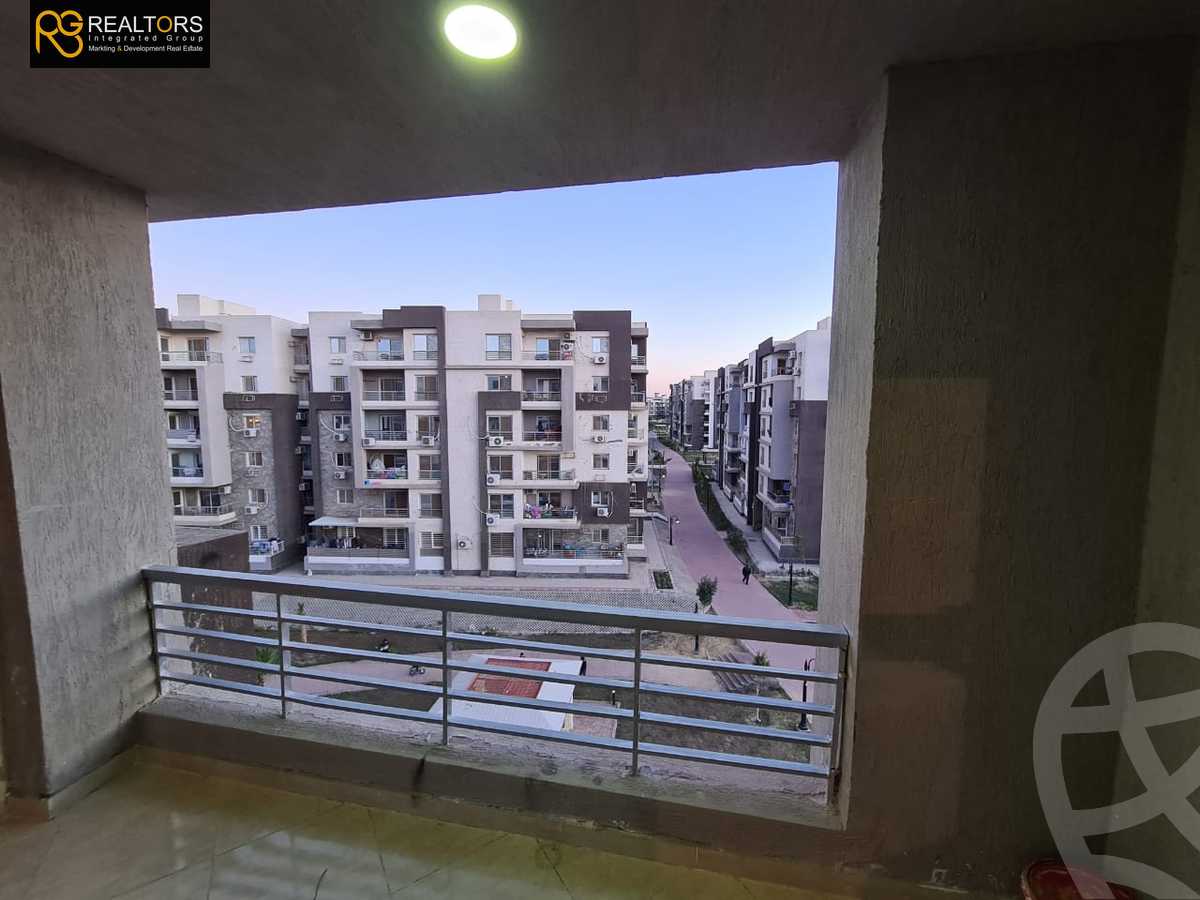 https://aqarmap.com.eg/en/listing/6538497-for-sale-cairo-el-sheikh-zayed-city-compounds-dr-msr