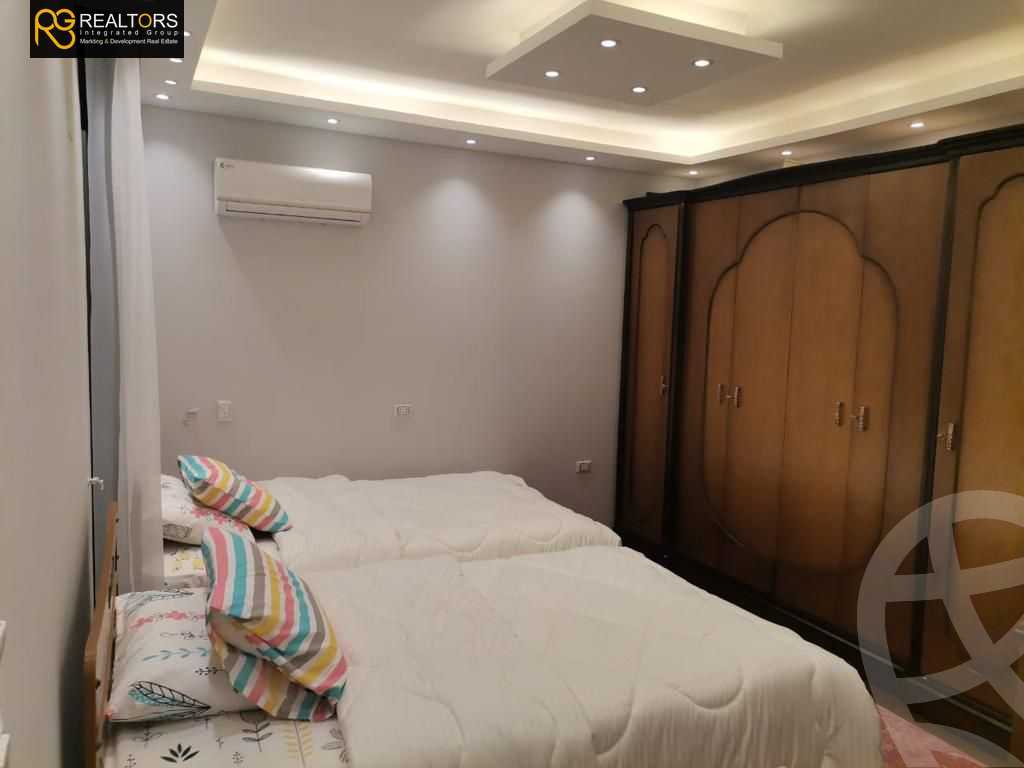 https://aqarmap.com.eg/ar/listing/6538543-for-sale-cairo-el-sheikh-zayed-city-compounds-kmbwnd-ljwmn