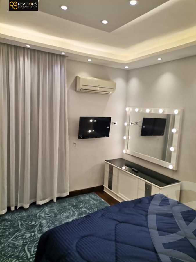 https://aqarmap.com.eg/ar/listing/6538543-for-sale-cairo-el-sheikh-zayed-city-compounds-kmbwnd-ljwmn