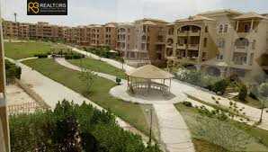 https://aqarmap.com.eg/ar/listing/6538600-for-sale-cairo-el-sheikh-zayed-city-compounds-el-khamayel