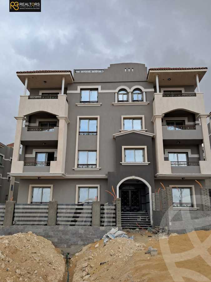 https://aqarmap.com.eg/ar/listing/6540845-for-sale-cairo-el-sheikh-zayed-city-compounds-el-khamayel