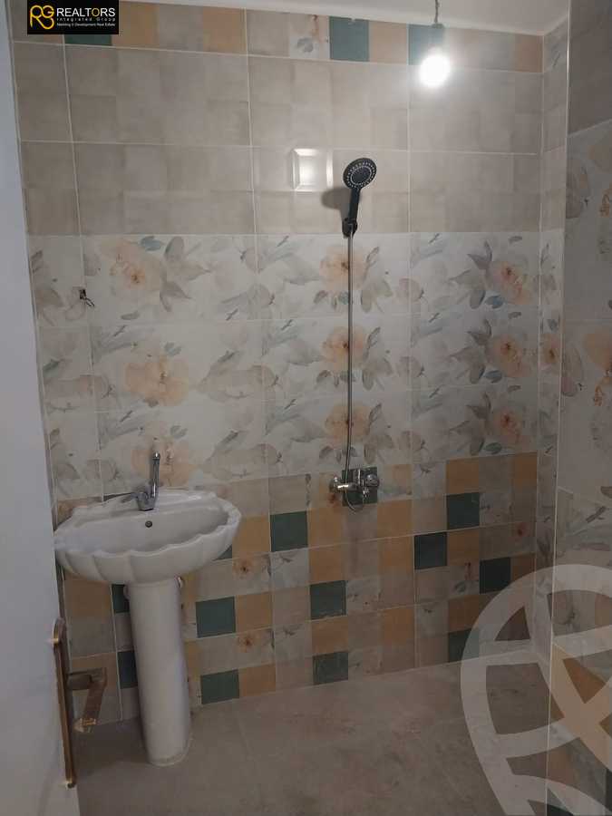 https://aqarmap.com.eg/en/listing/6563879-for-sale-cairo-el-sheikh-zayed-city-el-hay-elawel-street-45