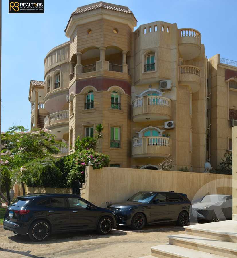 https://aqarmap.com.eg/en/listing/6564104-for-sale-cairo-6th-of-october-el-hay-el-motamyz-fourth-touristic-village-amin-el-refae-st