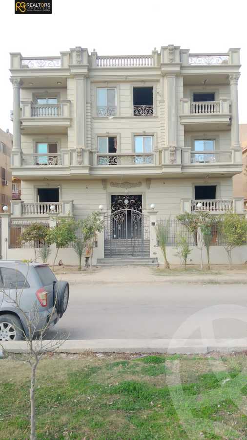 https://aqarmap.com.eg/en/listing/6578350-for-sale-cairo-el-sheikh-zayed-city-el-hay-el-khames-lhy-lkhms