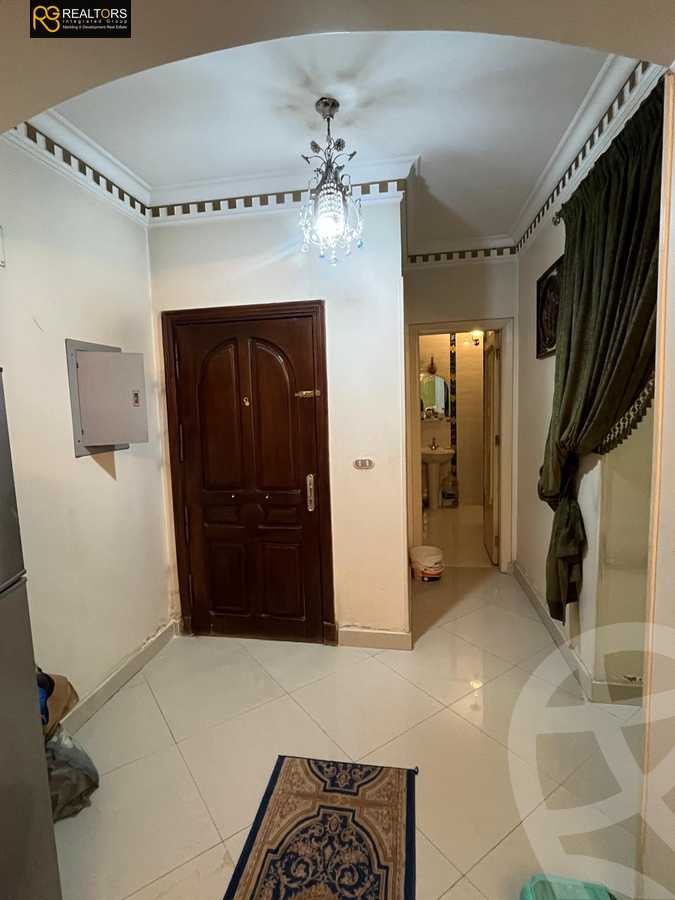 https://aqarmap.com.eg/ar/listing/6588734-for-sale-cairo-el-sheikh-zayed-city-compounds-el-khamayel