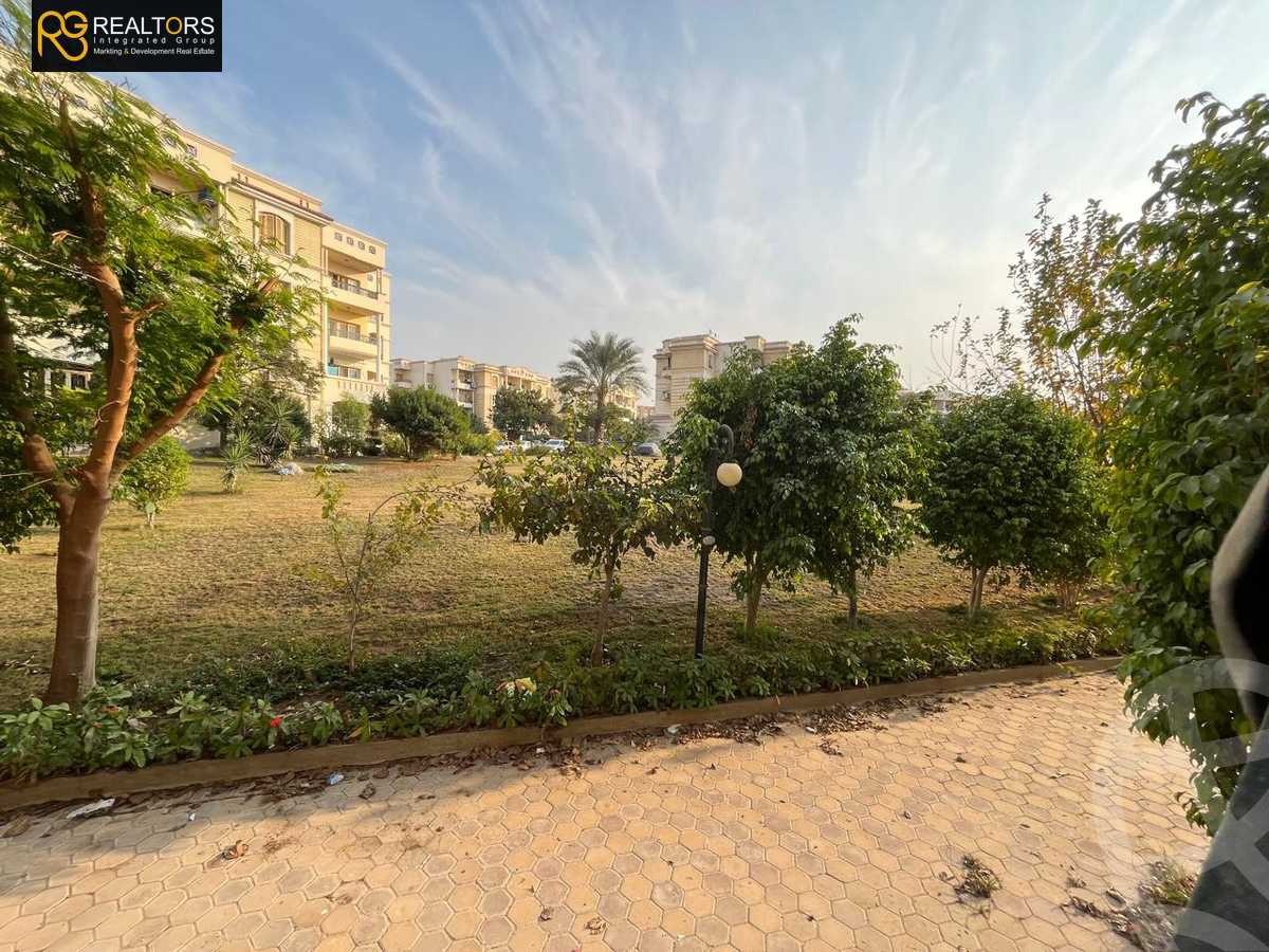https://aqarmap.com.eg/ar/listing/6588734-for-sale-cairo-el-sheikh-zayed-city-compounds-el-khamayel