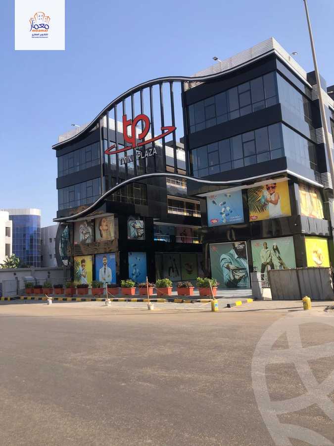 https://aqarmap.com.eg/ar/listing/6261737-for-rent-cairo-new-cairo-first-settlement-mhwr-mstfy-kml